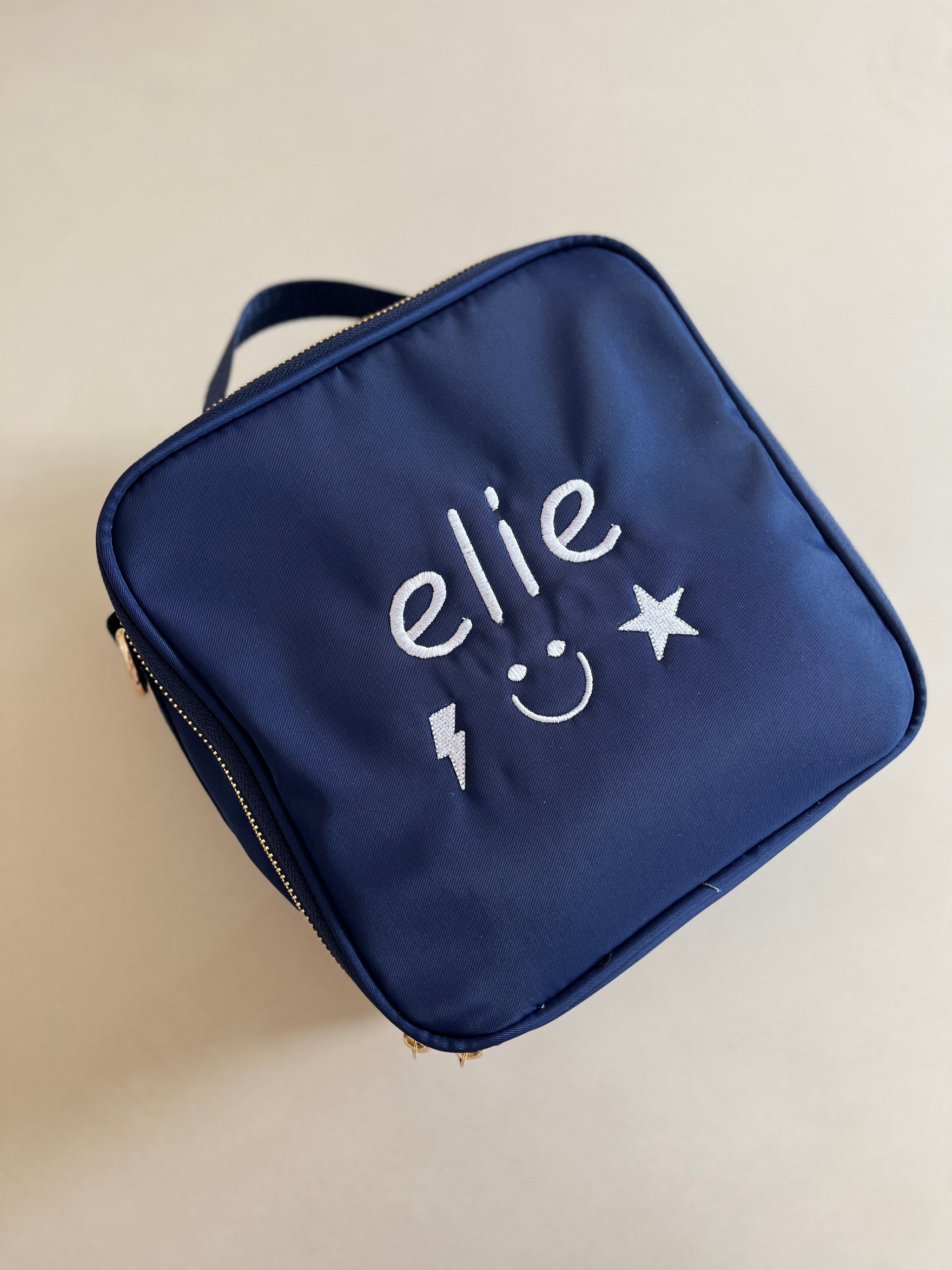 Back-to-school insulated lunch bag with embroidery
