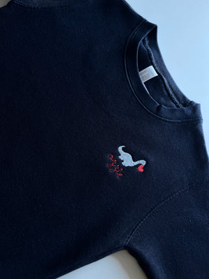 Kids Dino Heart crewneck – personalized and embroidered